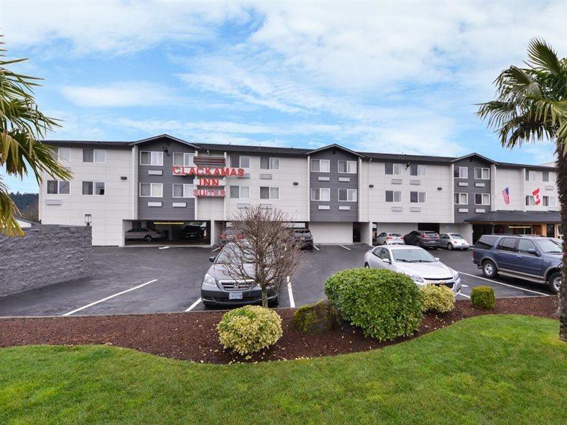 Clackamas Inn And Suites Buitenkant foto