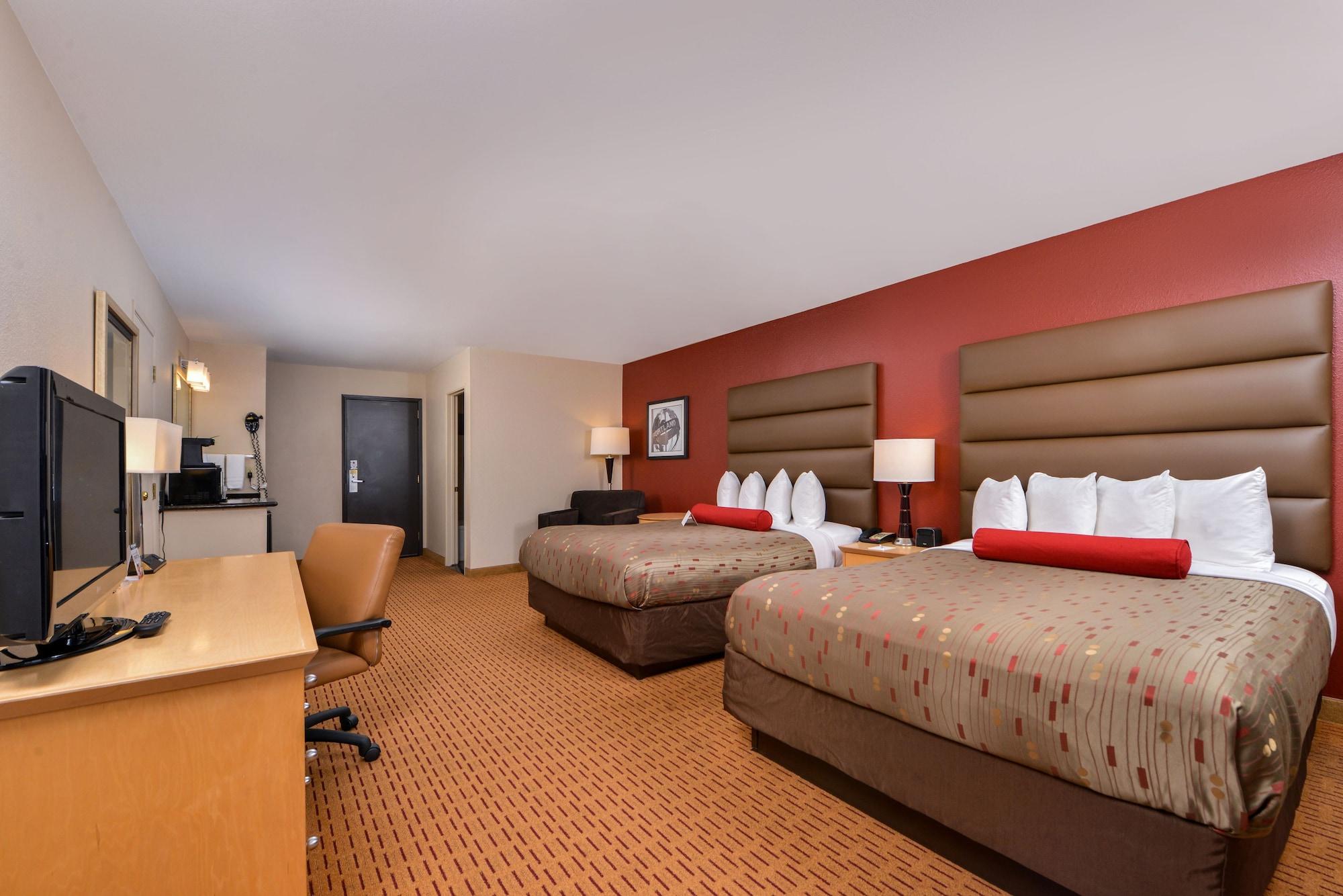 Clackamas Inn And Suites Buitenkant foto
