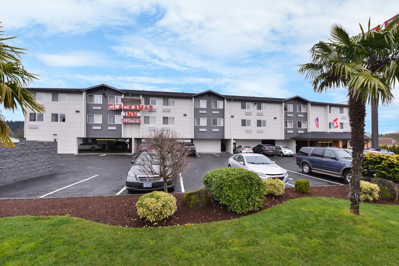 Clackamas Inn And Suites Buitenkant foto